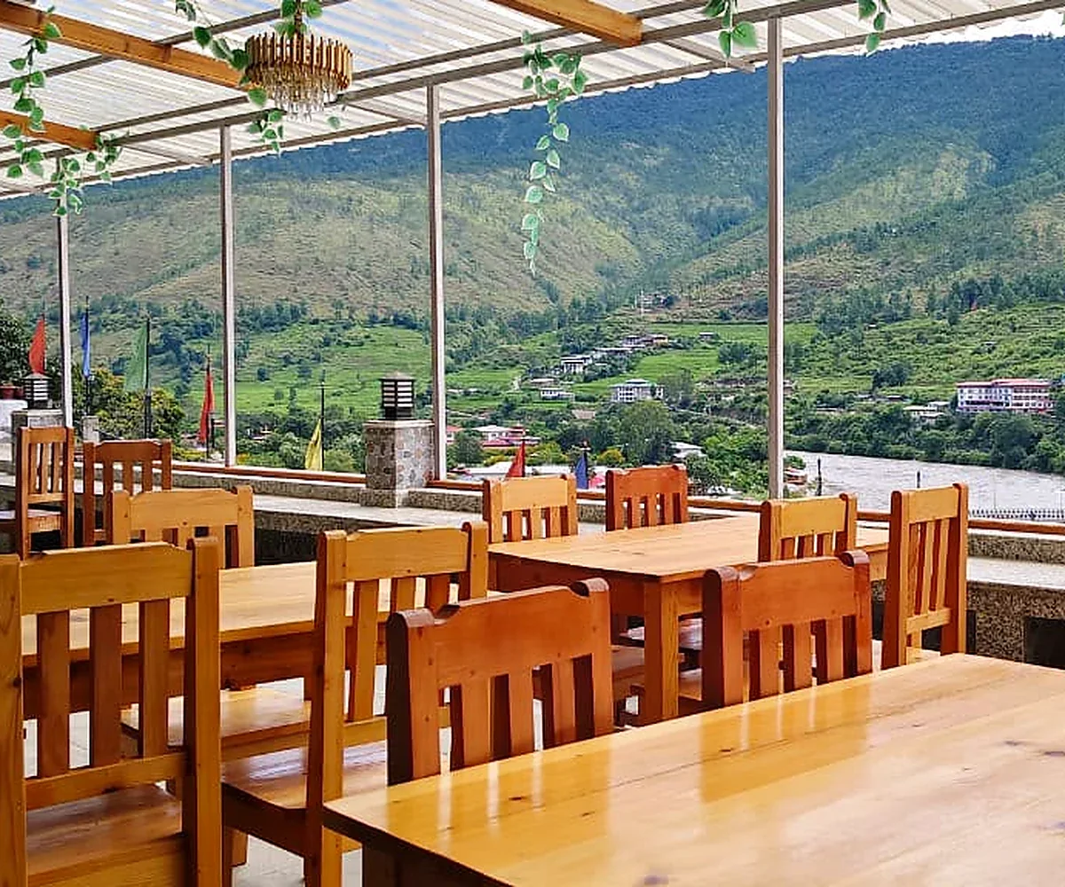 Lounge & Cafe